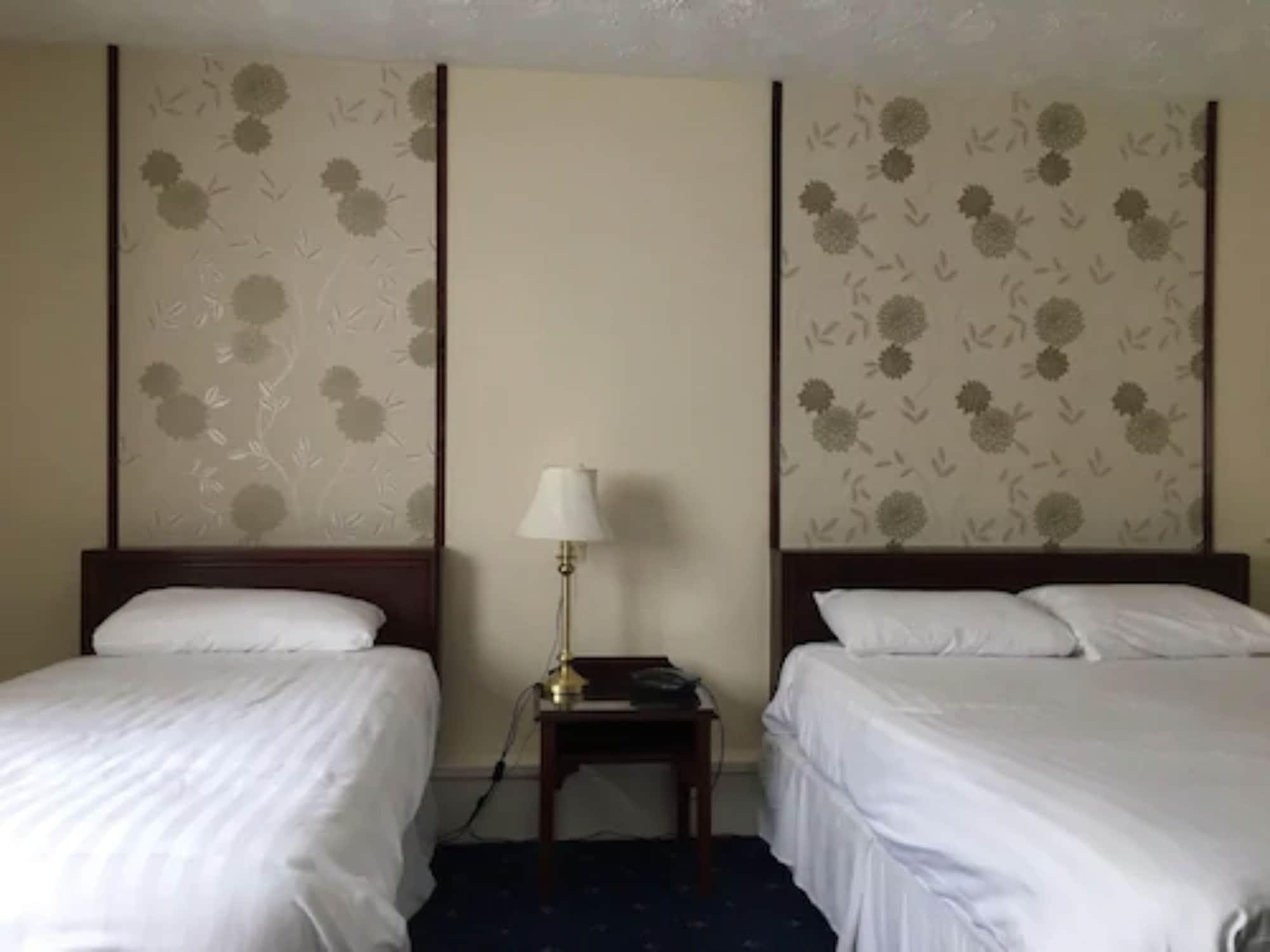 Best Western Premier Heronston Hotel & Spa Бридженд Екстериор снимка