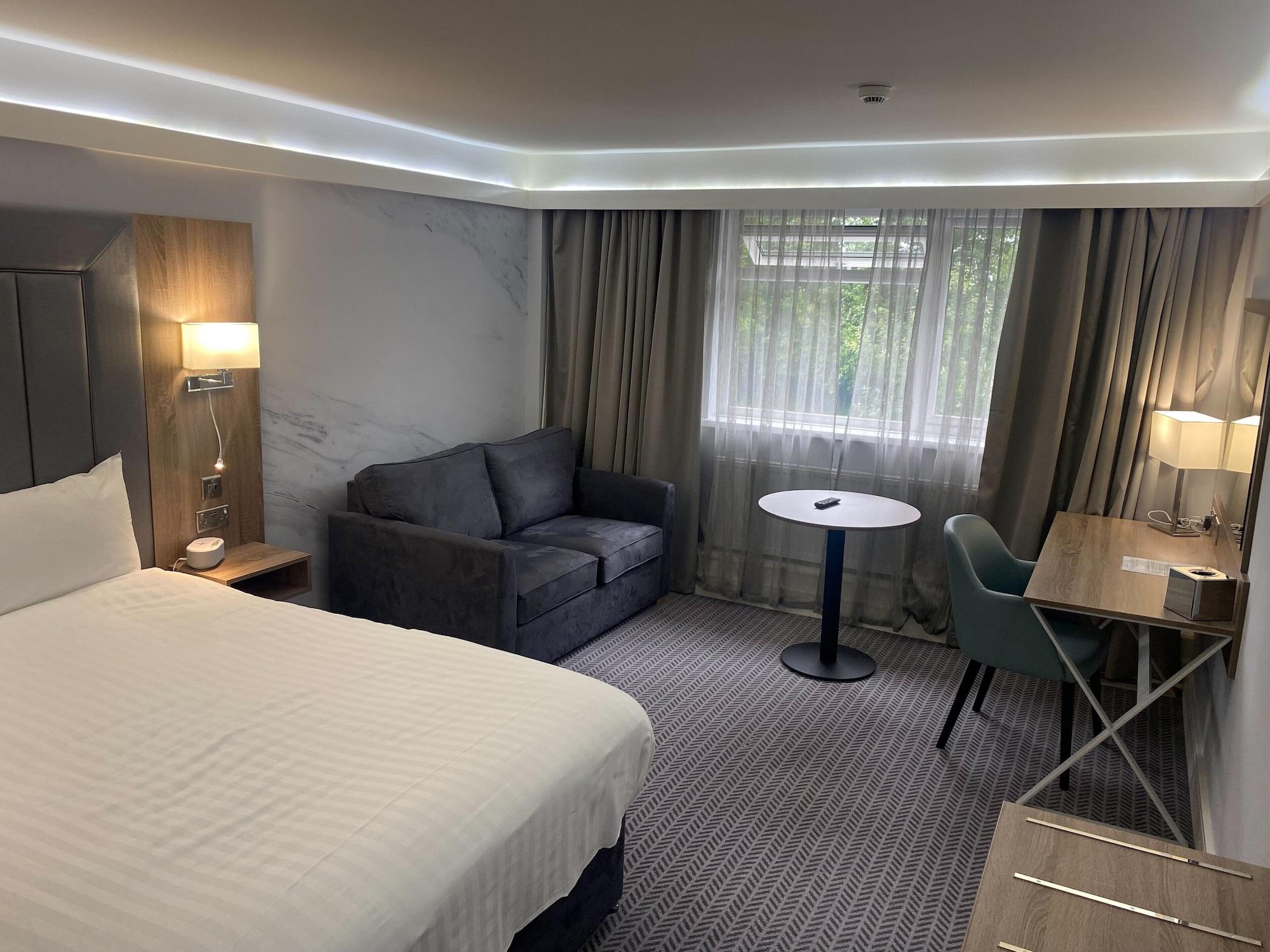 Best Western Premier Heronston Hotel & Spa Бридженд Екстериор снимка