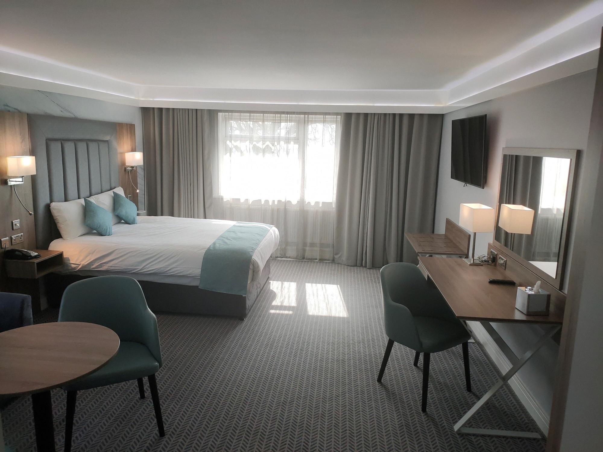 Best Western Premier Heronston Hotel & Spa Бридженд Екстериор снимка