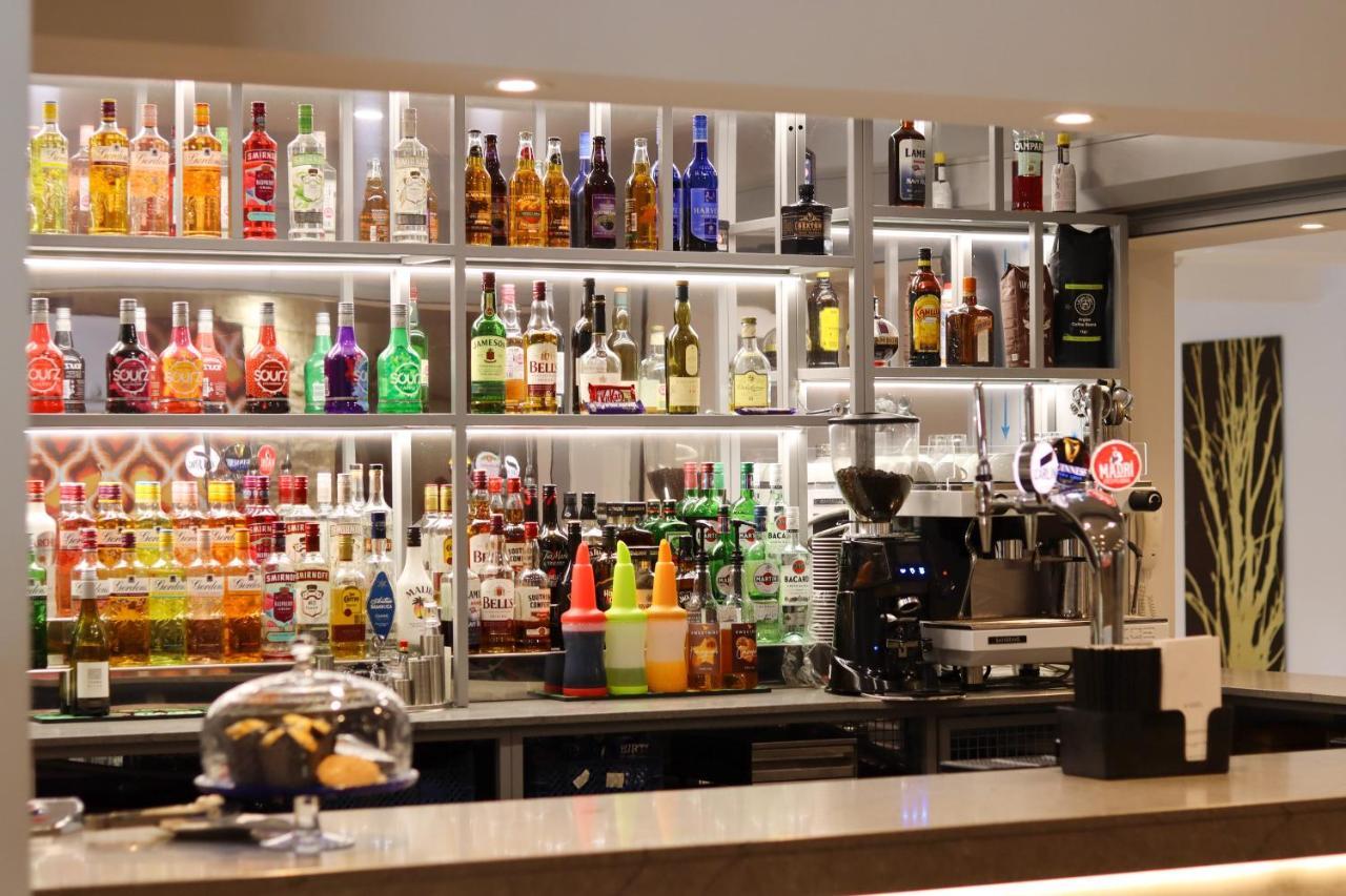 Best Western Premier Heronston Hotel & Spa Бридженд Екстериор снимка