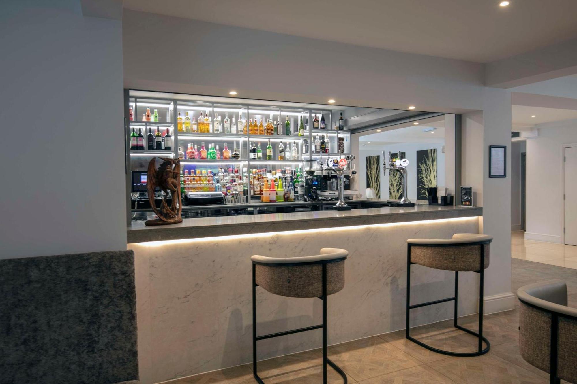 Best Western Premier Heronston Hotel & Spa Бридженд Екстериор снимка