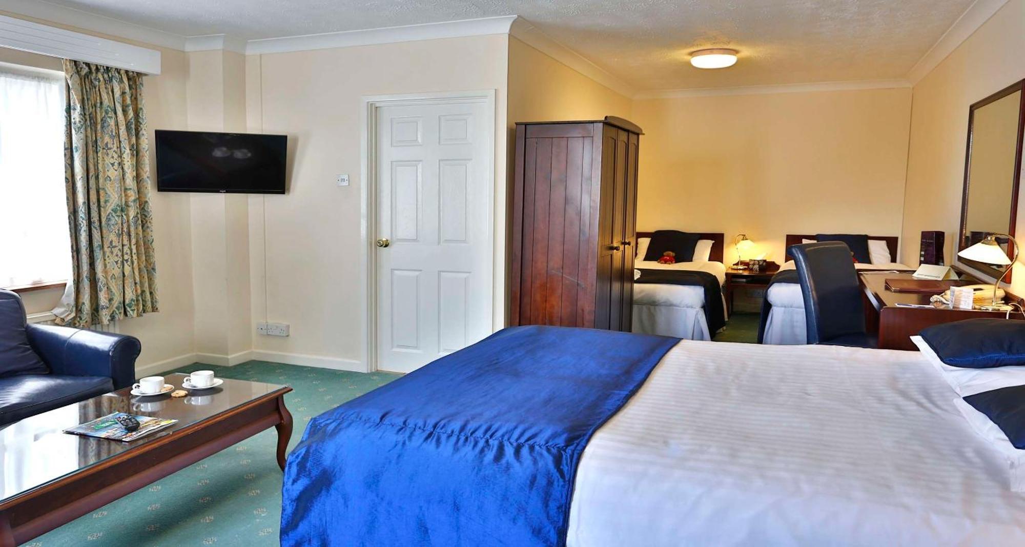 Best Western Premier Heronston Hotel & Spa Бридженд Екстериор снимка