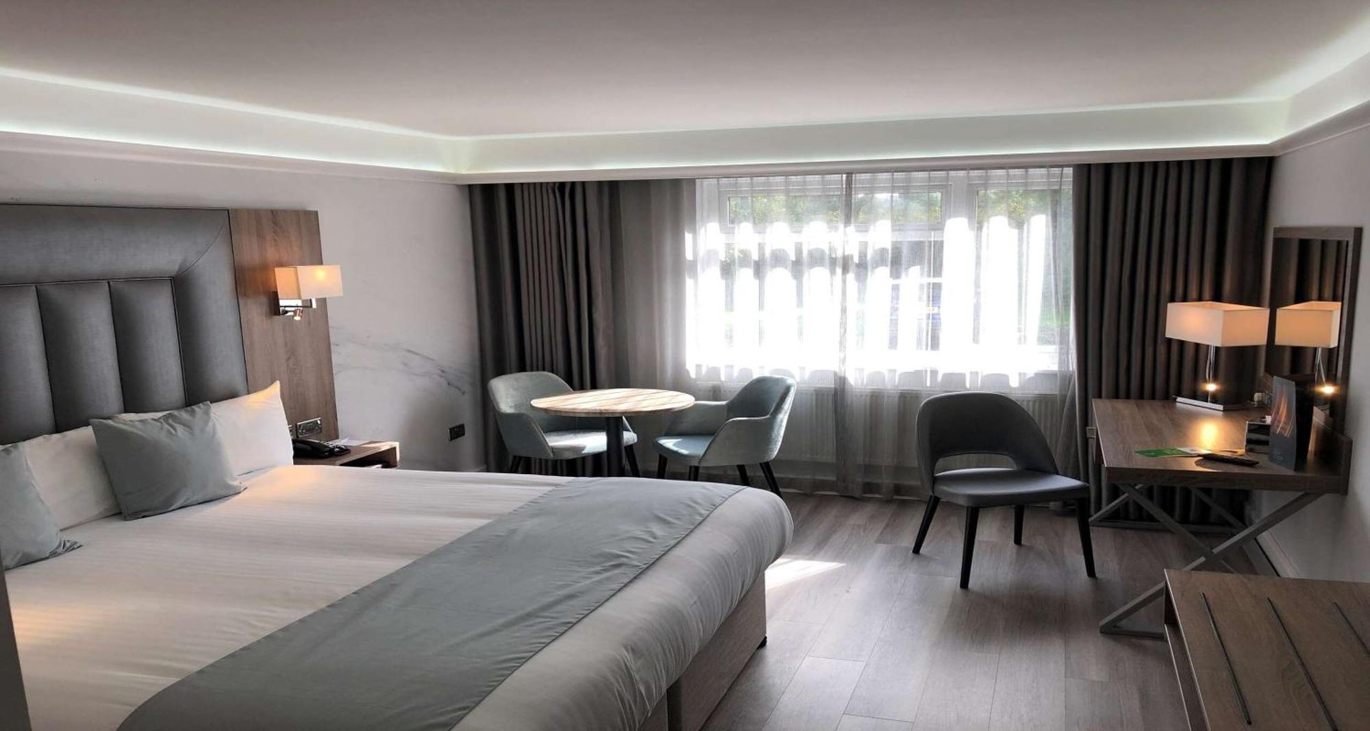 Best Western Premier Heronston Hotel & Spa Бридженд Екстериор снимка
